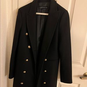 ☁️SOLD. New long black Zara Coat